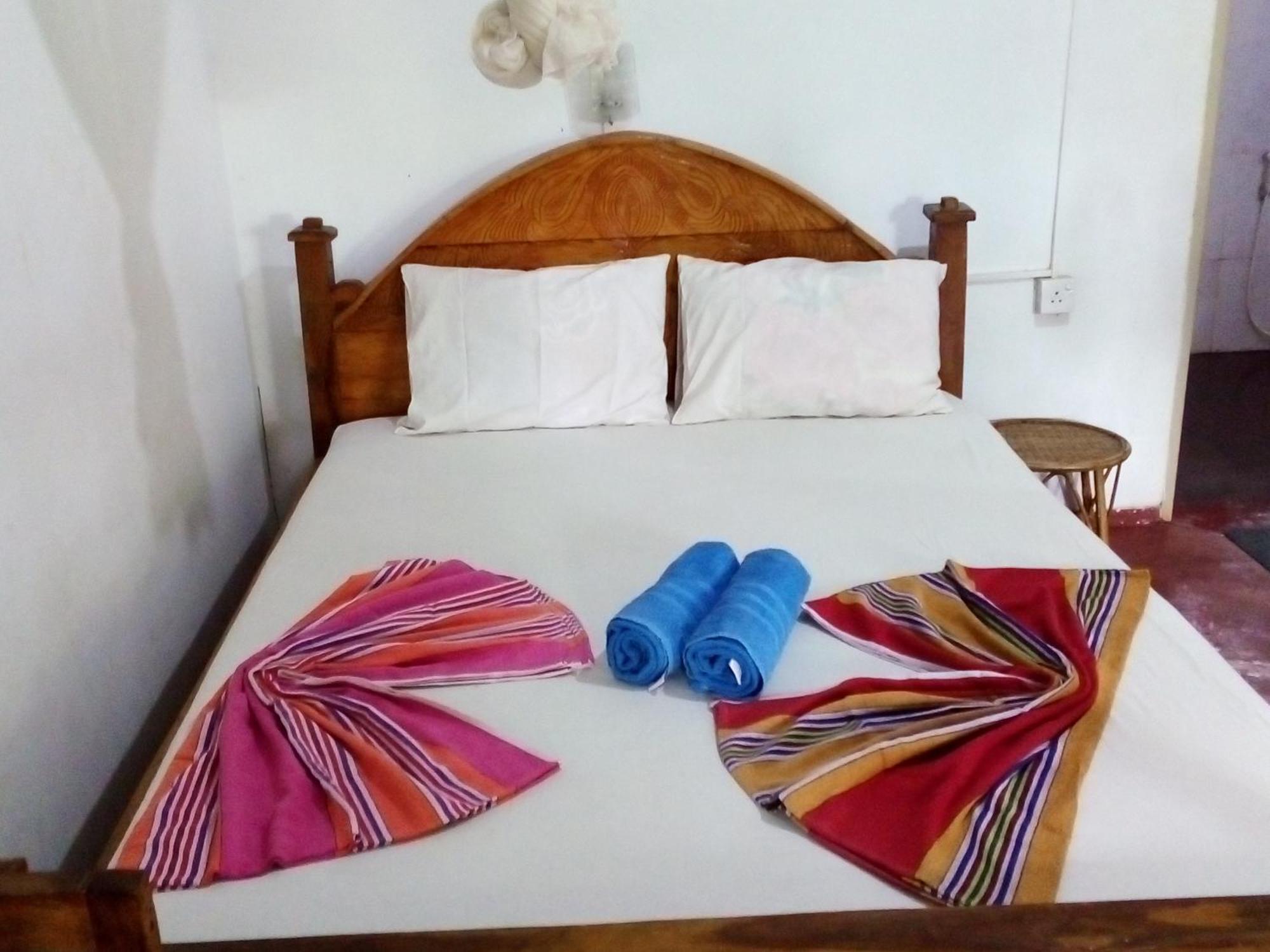 Bandula Home Stay Sigirija Zewnętrze zdjęcie