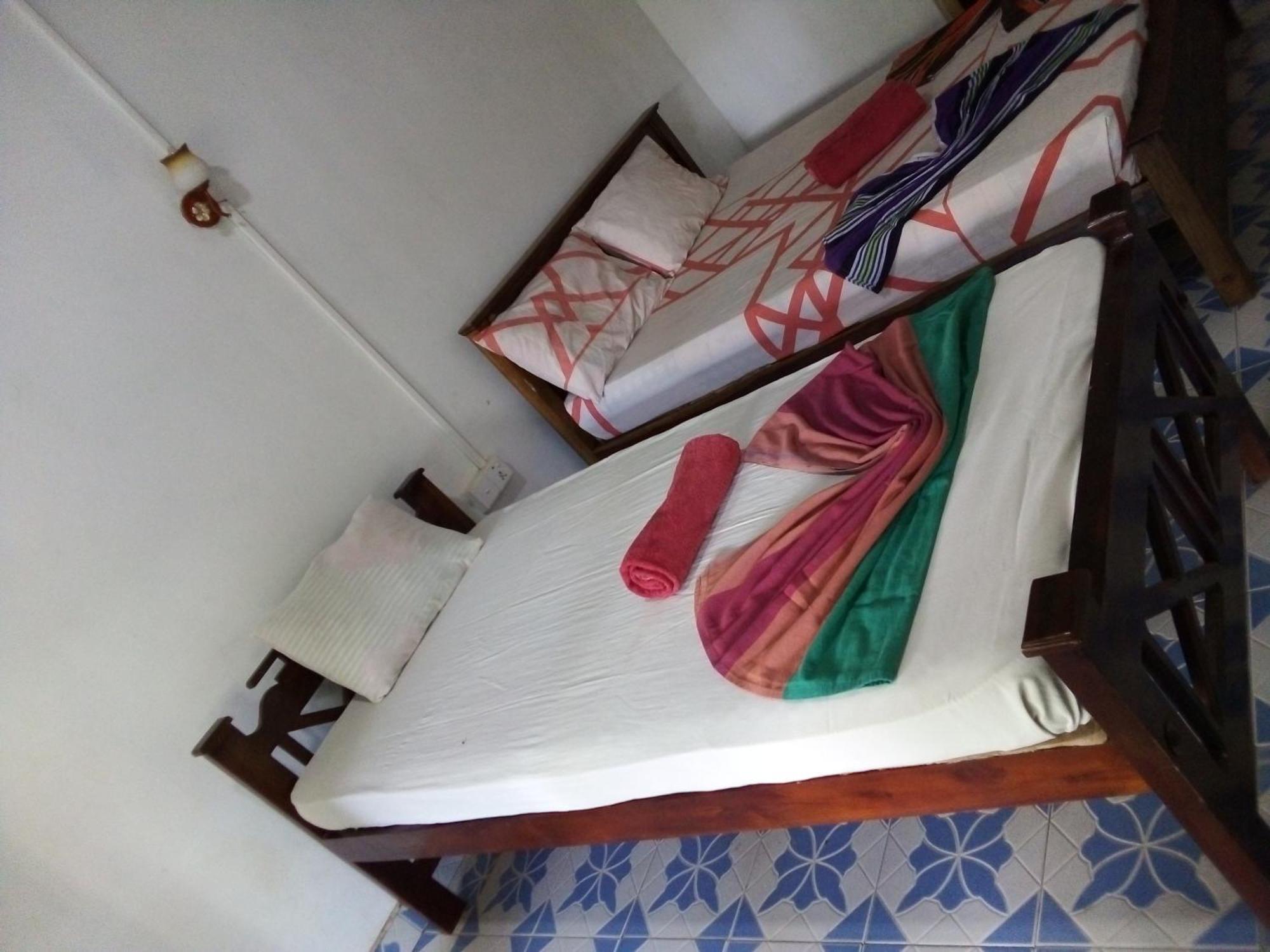 Bandula Home Stay Sigirija Zewnętrze zdjęcie